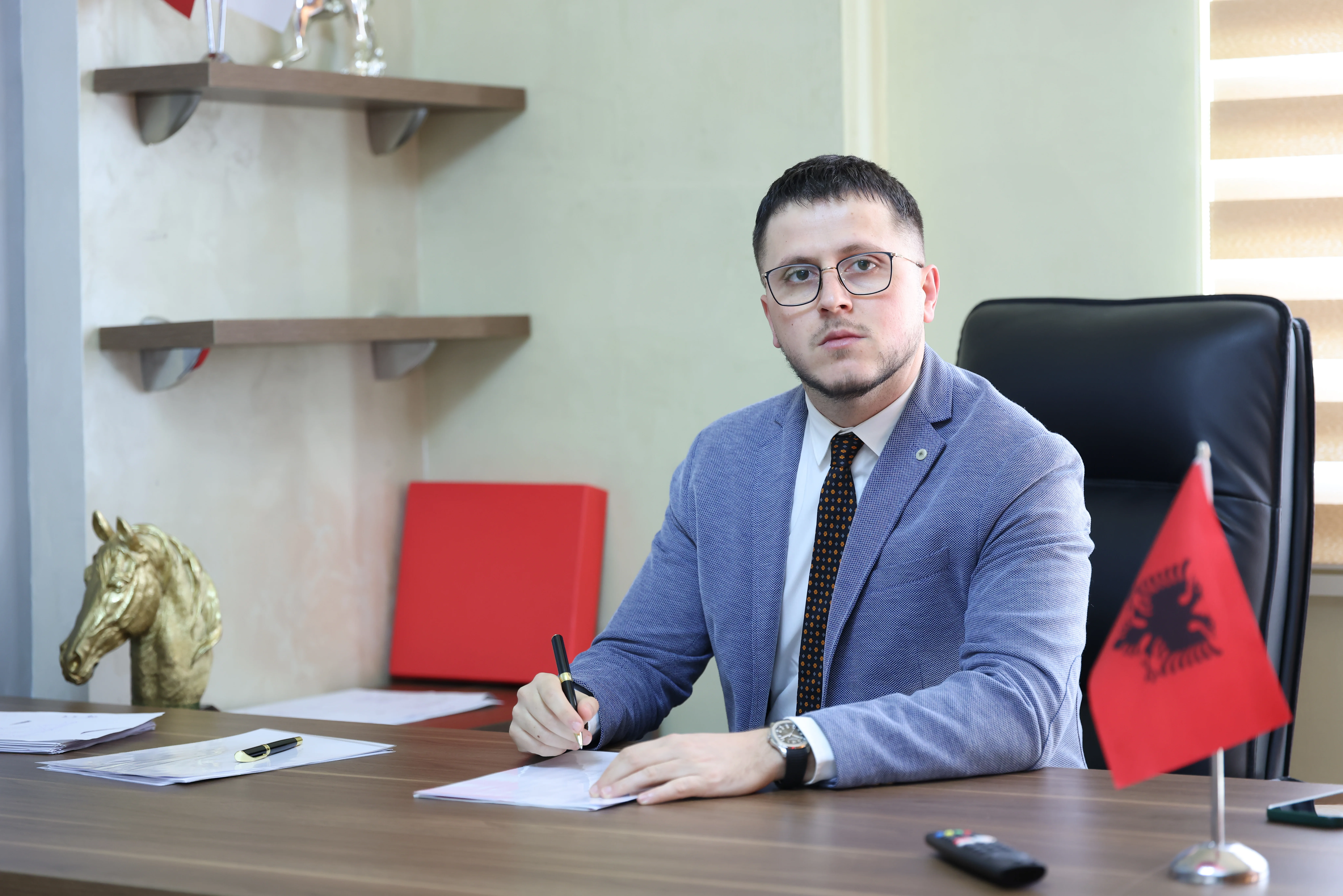 Professional Financial Consultant